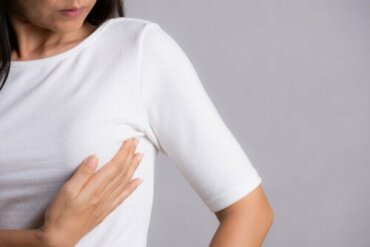 The Causes of Pain Under the Breasts