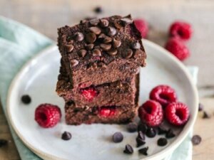 30 Foods Rich in Flavonoids to Fight Anxiety