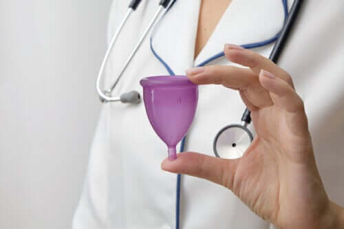 What You Should Know About The Menstrual Cup