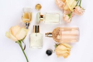 4 Things You Can Do With Old Perfume Bottles