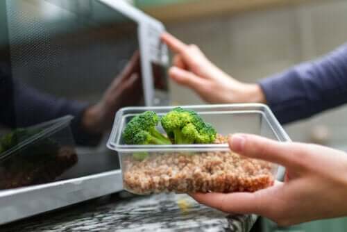 Is Heating Plastic in the Microwave Safe?