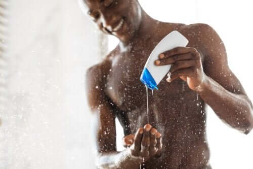 Proper Male Intimate Hygiene to Avoid Infections