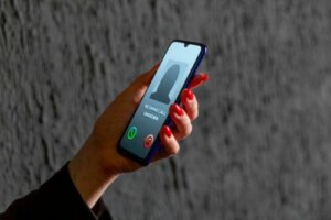 Ways to Get Over Ghosting and Why You Shouldn't Ghost