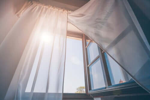 How to Choose the Right Curtains for Your Home