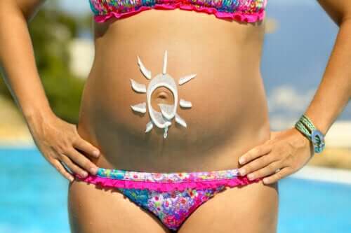 Is it Risky to Tan During Pregnancy?