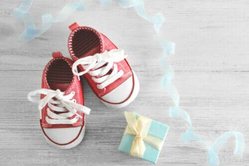 Is Walking Barefoot Good or Bad for Children?