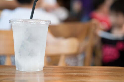 Pagophagia: The Desire to Eat Ice or Iced Drinks
