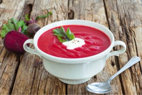 How to Make Beet Soup