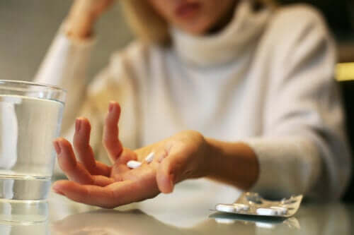 Antibiotics Appear to Worsen Flu Defenses, Study Shows