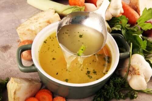 Uses and Benefits of a Clear Liquid Diet