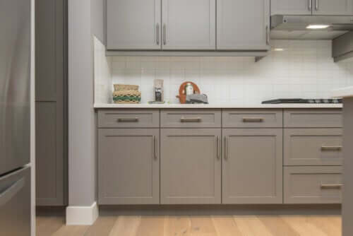 How to Paint Formica Furniture