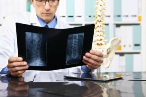 Laminectomy Surgery: What is It and What are Its Risks?