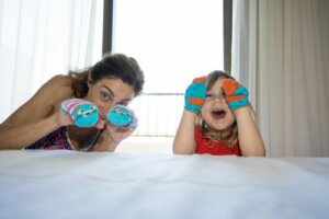 12 Crafts You Can Make with Old Socks