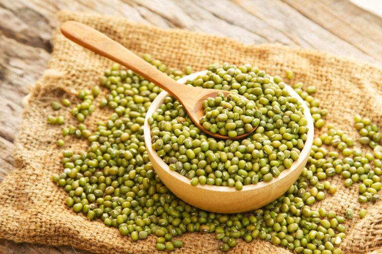 Mung Beans: Properties, Uses, and Benefits