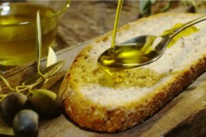 Crystal Bread: What It Is and How to Make It