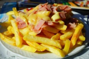 What Are Pro-Inflammatory Foods and What Are The Risks?