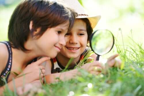 12 Summer Activities to Do with Children