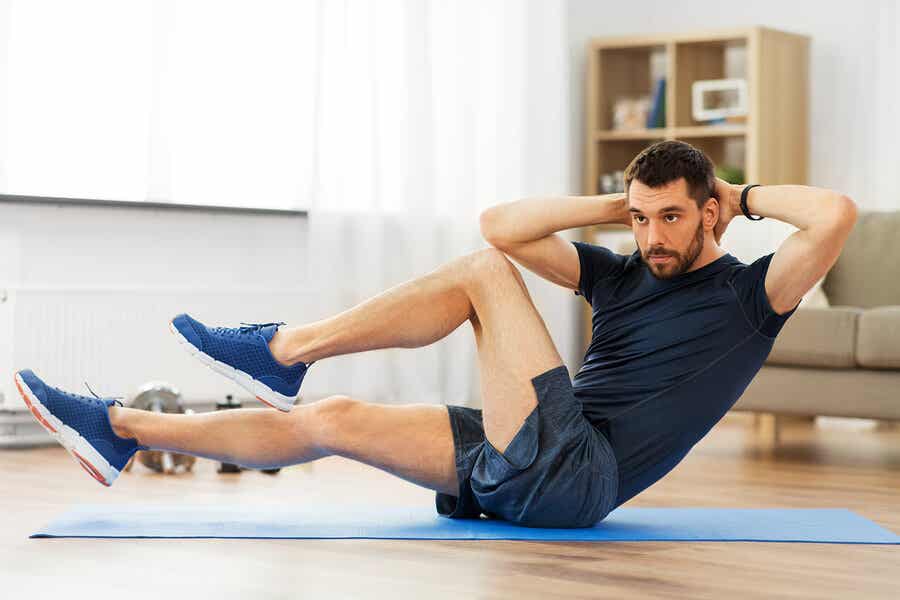 Core-Übungen - man macht Bauchtraining
