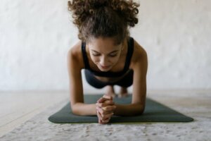 7 Abdominal Plank Exercises to Work the Whole Core