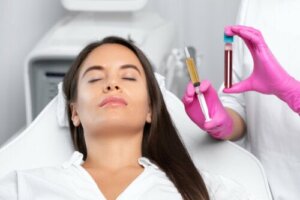 10 Beauty Treatments that Can Regenerate Skin Collagen