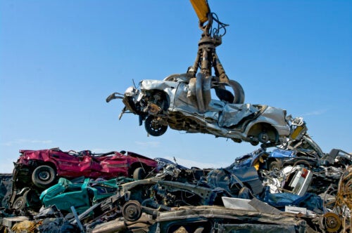 What Are the Benefits of Vehicle Recycling?