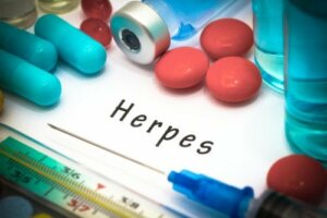 Early Symptoms of Genital Herpes
