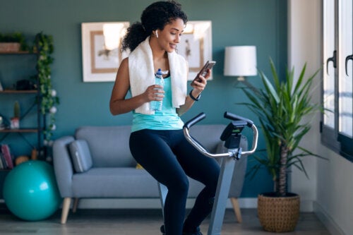 What Are the Benefits of an Exercise Bike?