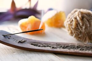 Feng Shui and Aromatherapy to Balance the Energy of Your Home