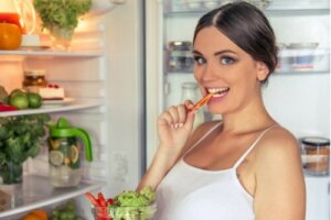 Is it Safe to Eat Spicy Food While Breastfeeding?
