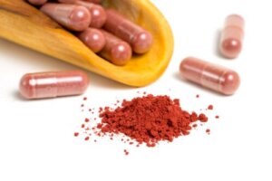 Learn About Quercetin: Benefits, Uses, Sources and More