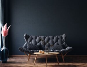 7 Ideas for Decorating a Living Room with Dark Furniture