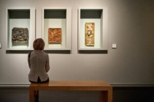 What is Aesthetics in Philosophy and What Does it Study?