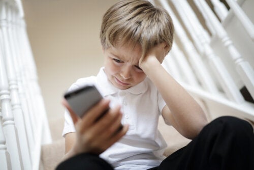 5 Tips to Protect Yourself from Online Bullying