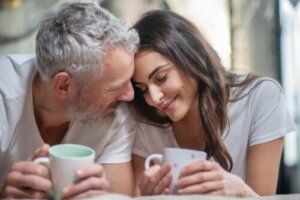 My Partner is Older than Me and My Family Doesn't Accept It: What Can I Do?