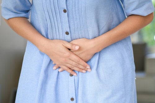 Enteritis: What Is It and What Are the Causes, Symptoms, and Treatment?