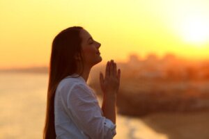 15 Gratitude Affirmations for Your Daily Life