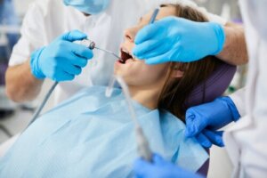 Dental Fenestration: What Is It and How Is It Performed?