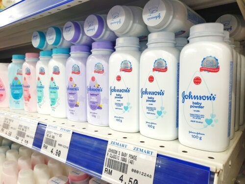 This Is Why Johnson & Johnson Will Stop Selling its Baby Powder