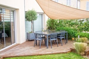 8 Tips for Caring for Your Outdoor Furniture