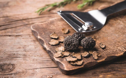 Black Truffle: What Is It and What Are Its Health Benefits?