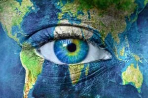 Blue Beauty: What Is this Sustainable Beauty Trend all About?