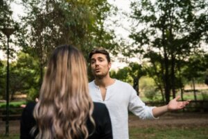 How to Defend Yourself Against Narcissistic Devaluation