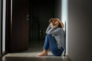 Early Symptoms of Psychosis You Should Know About