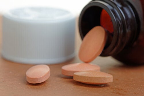 All the Benefits and Risks of Statins