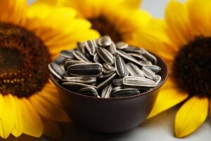 Can You Eat Sunflower Seed Shells?