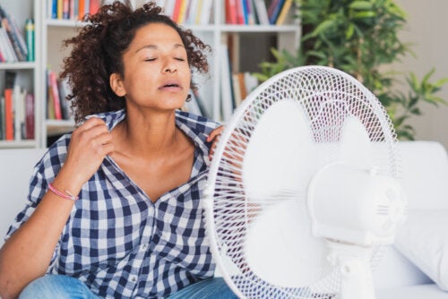 Heat Intolerance: Causes and Symptoms
