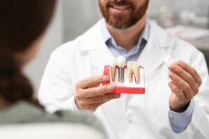 Oral Rehabilitation on Implants: What Does This Treatment Consist Of?