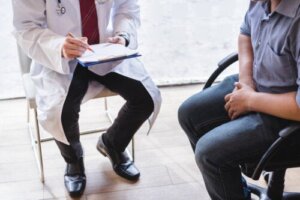 Causes of Testicular Cancer and Treatment