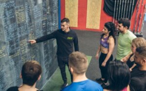 The EMOM Routine in Crossfit: What Is It and How Can You Do It?