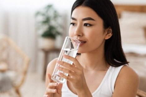 All About Alkaline Water and Its Effects